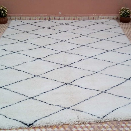 Large beni Ouarain rug