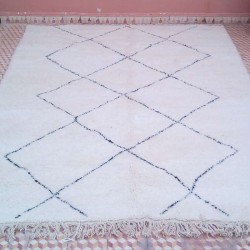 Beni Ouarain Berber rug